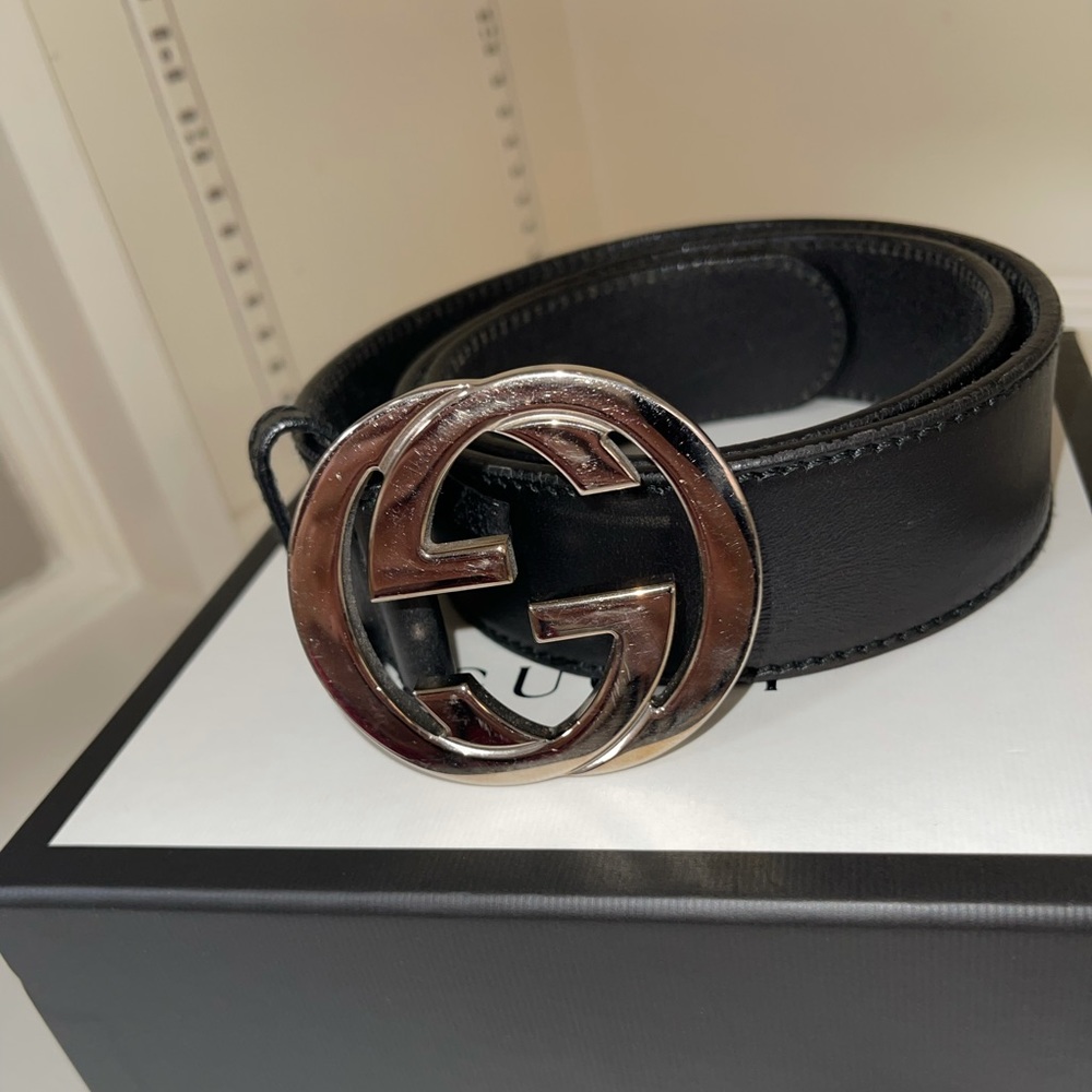 100% Authentic Gucci Belt size 90